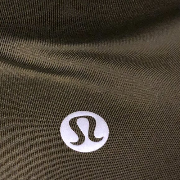 Lululemon Half Zip Top: Size 4/6 - Picture 9 of 12
